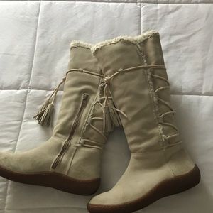 Winter boots